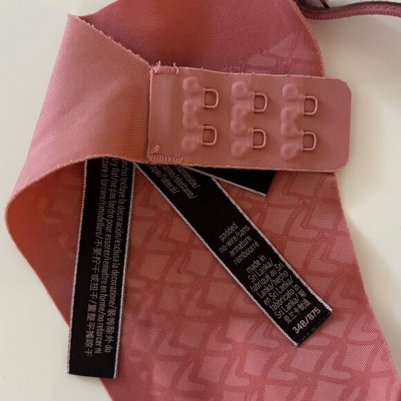 Victoria's Secret Pink Padded No Wire Bra 34B - Picture 3 of 3